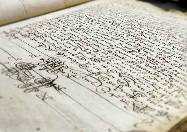 EL PRESIDENTE DE LAS CORTES DE CASTILLA Y LEÓN Y LA CONSEJERA DE EDUCACIÓN PRESENTAN «ARCHIVOS COMUNEROS»