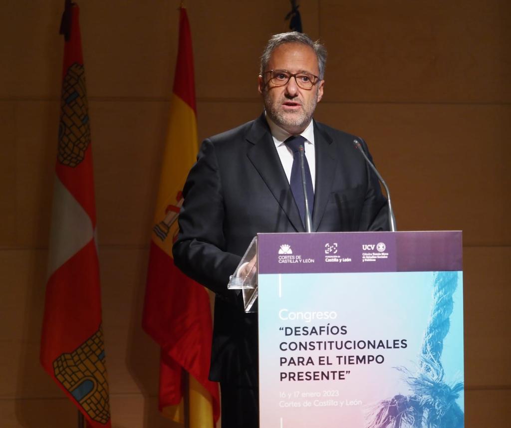 CONGRESO 'DESAFÍOS CONSTITUCIONALES PARA EL TIEMPO PRESENTE'