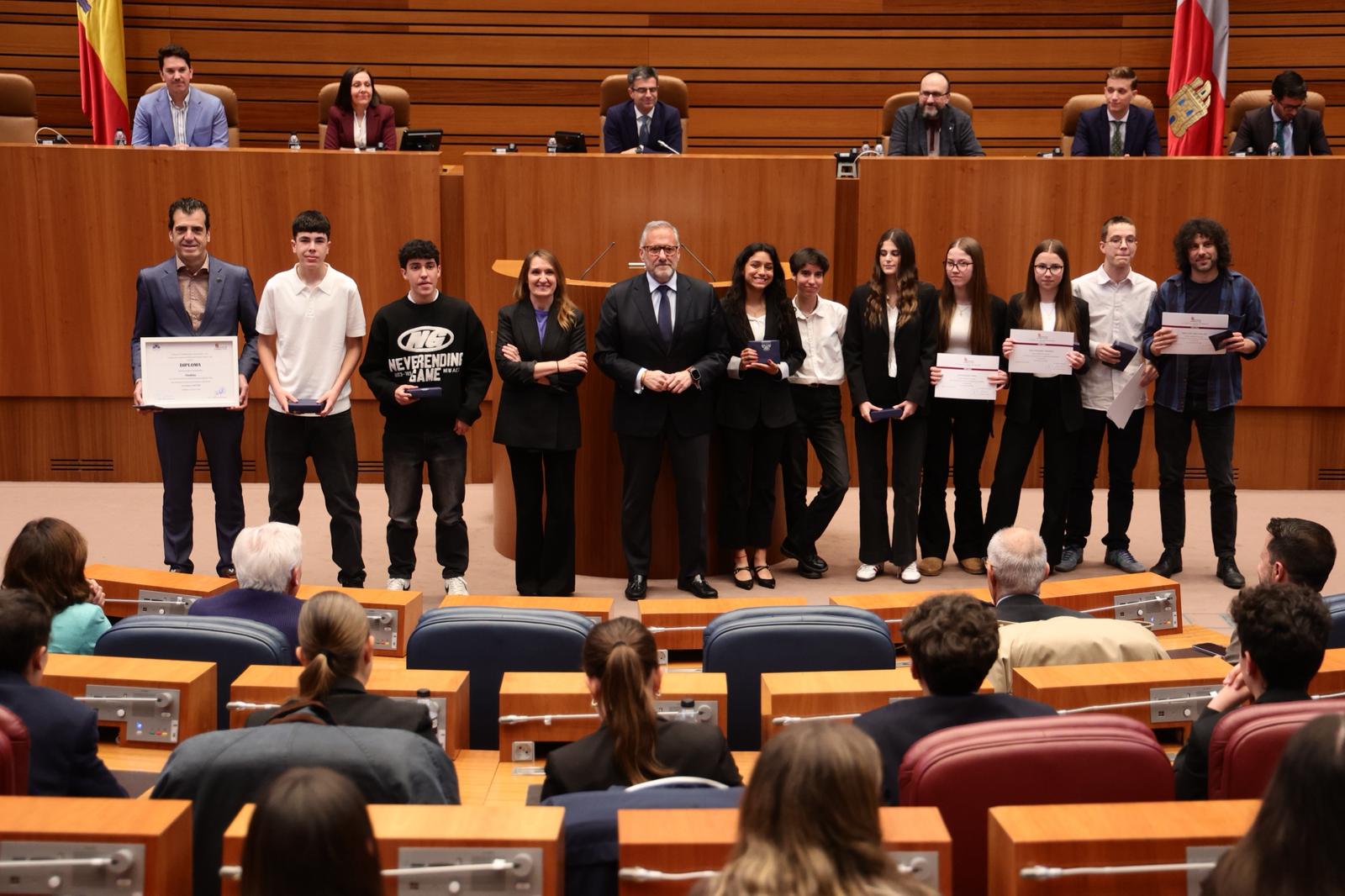 WhatsApp Image 2026 04 08 at 13.33.39